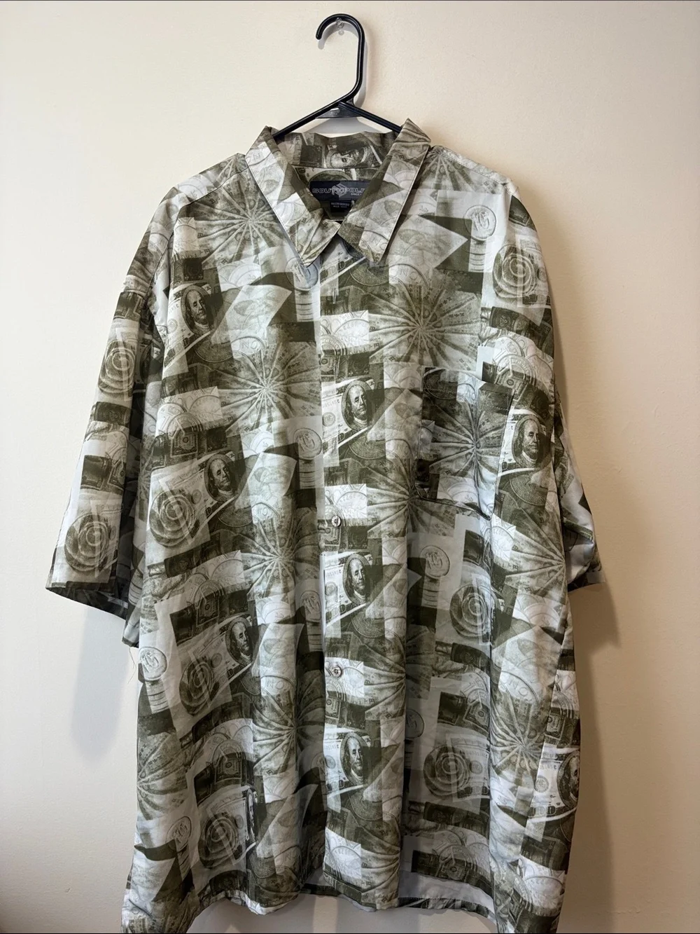 Robert Graham Olive and White Money Print Short Sleeve Shirt - Picture 1 of 4
